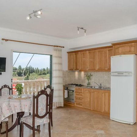 Apartmán Modern Flat With Beautiful Views In South Of Corfu Lefkímmi Exteriér fotografie