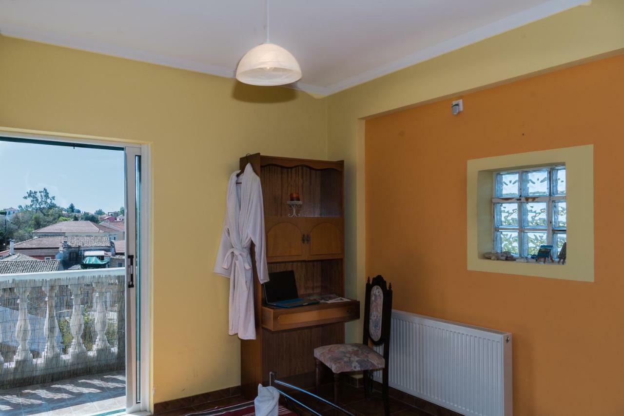Apartmán Modern Flat With Beautiful Views In South Of Corfu Lefkímmi Exteriér fotografie