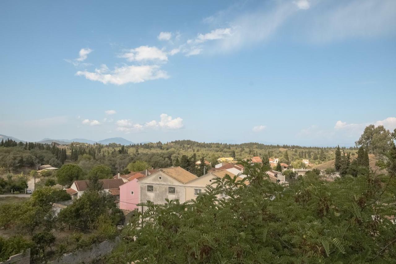 Apartmán Modern Flat With Beautiful Views In South Of Corfu Lefkímmi Exteriér fotografie